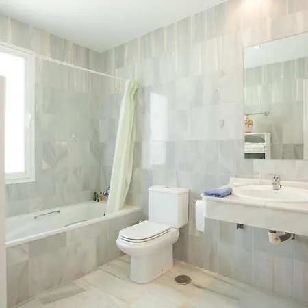 Jacarandas De Elviria Marbellac