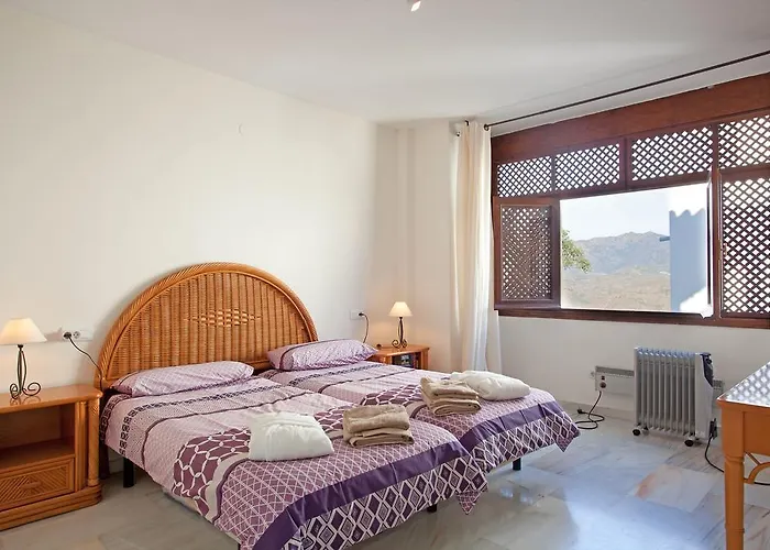 Jacarandas De Elviria Апартаменты